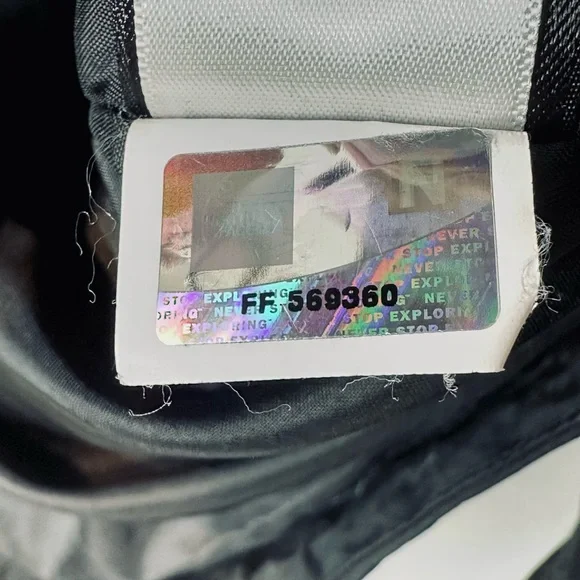 The North Face HyVent Waterproof Zipper Black Nylon Women’s Jacket Coat Size M - Picture 14 of 15